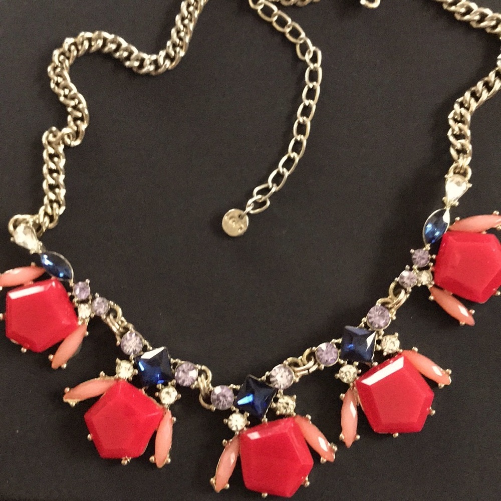 Loft Fashion Necklace